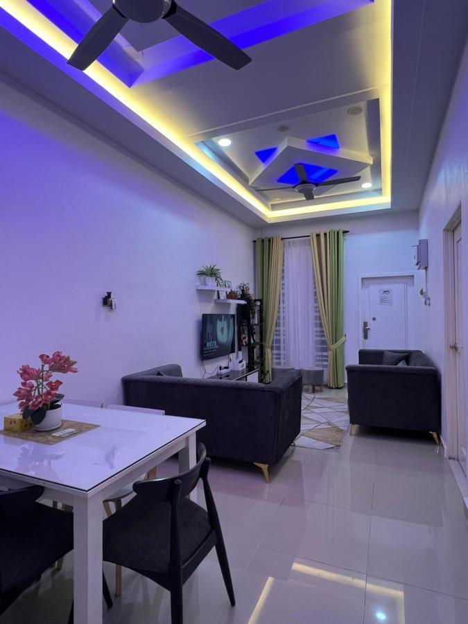 Auranad Guest House Tanah Merah Wifi-Netflix Εξωτερικό φωτογραφία